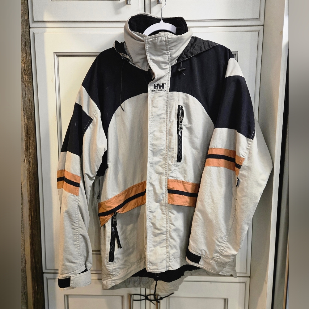 Vintage Helly Hansen Men's Black and White Waterproof Jacket